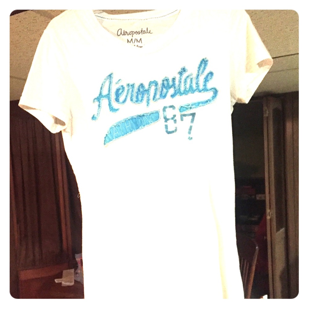 Medium size Aeropostale shirt